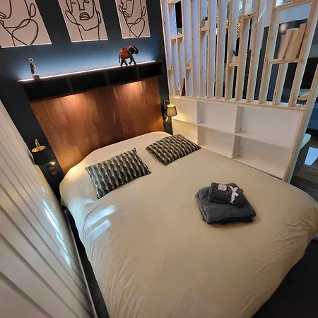 L'ecrin Sous Les Chenes