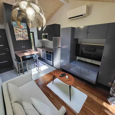 L'ecrin Sous Les Chênes