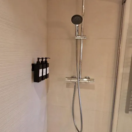 L'ecrin Sous Les Chenes *