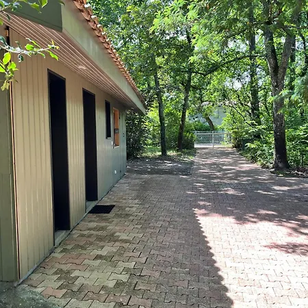 L'ecrin Sous Les Chenes Holiday home